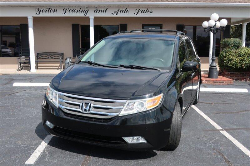 Honda Odyssey Touring - Thumbnail 2
