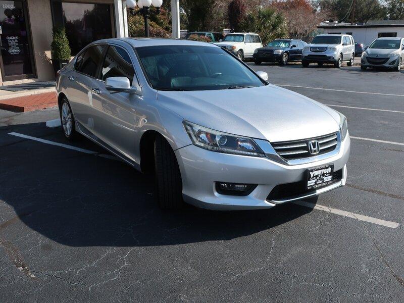Honda Accord EX-L - Thumbnail 3