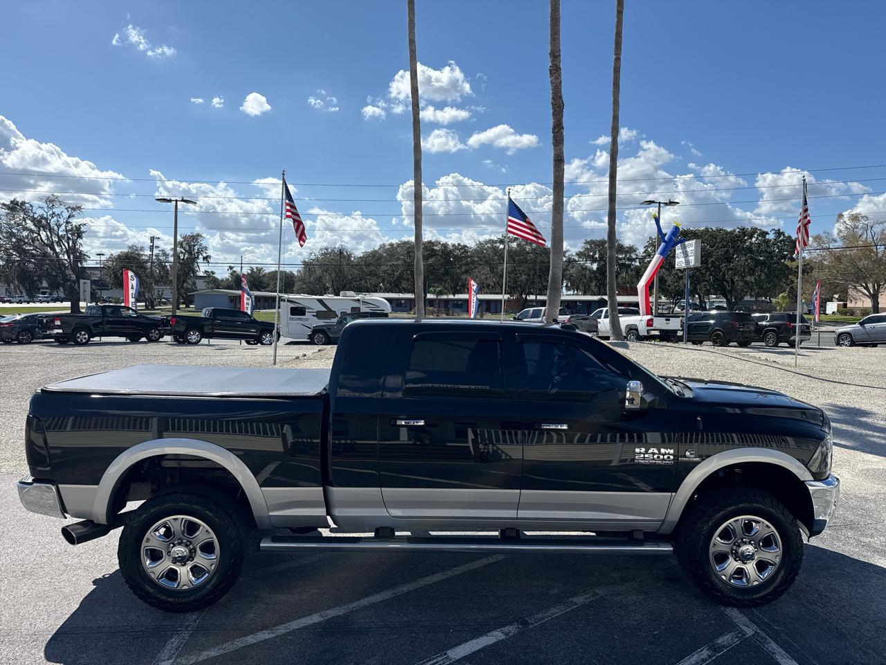 Ram 2500Laramie 4X4 Mega Cab 6'4" Box - Thumbnail 6