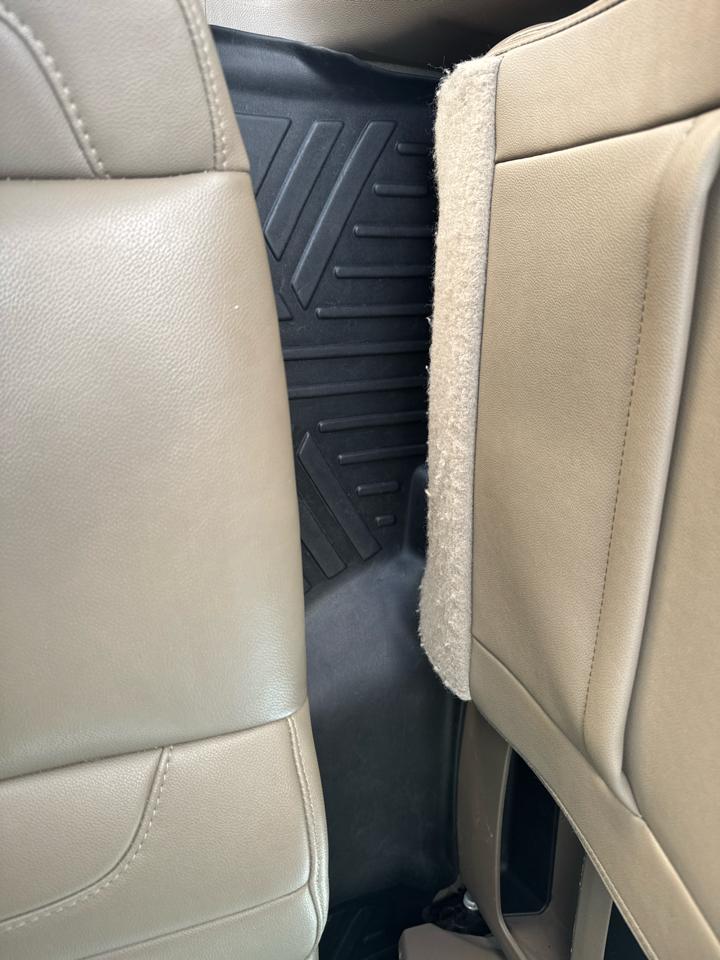 Chevrolet Suburban2Wd 4Dr Lt - Thumbnail 19