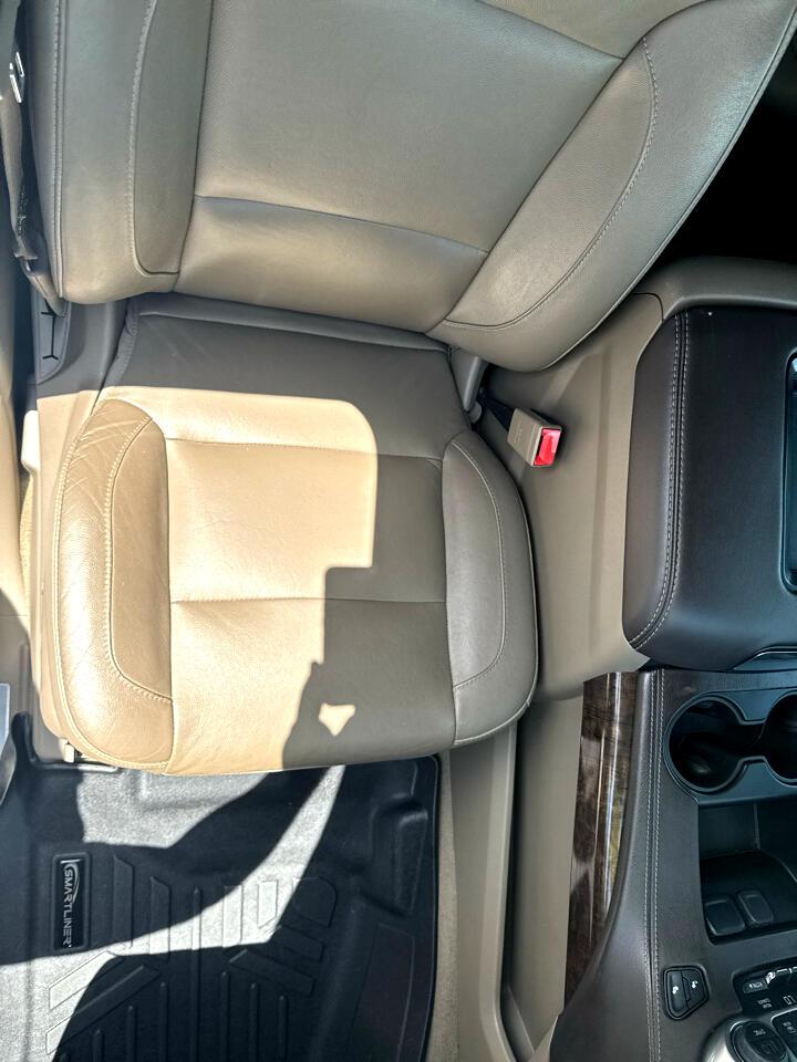 Chevrolet Suburban2Wd 4Dr Lt - Thumbnail 11