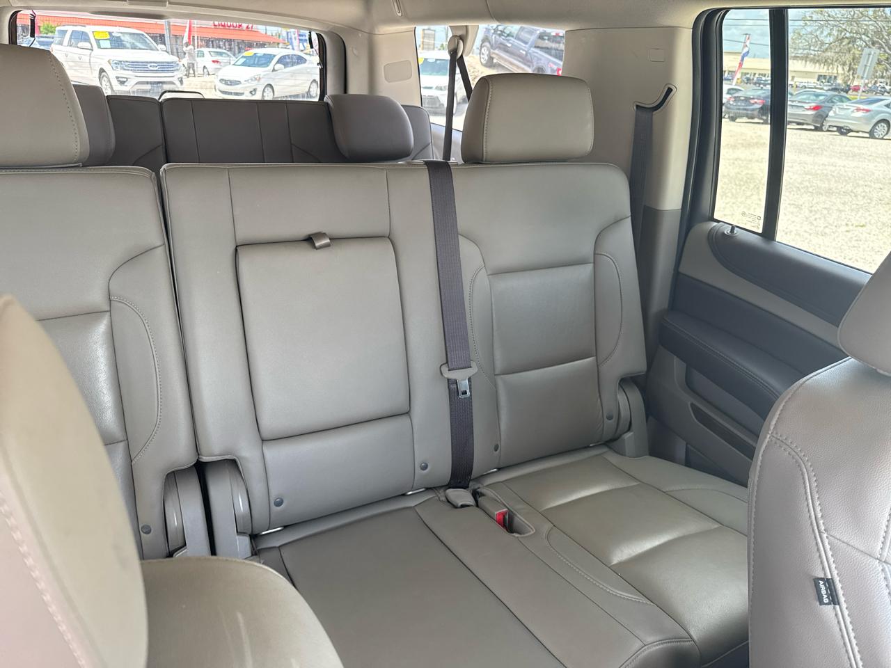 Chevrolet Suburban2Wd 4Dr Lt - Thumbnail 16