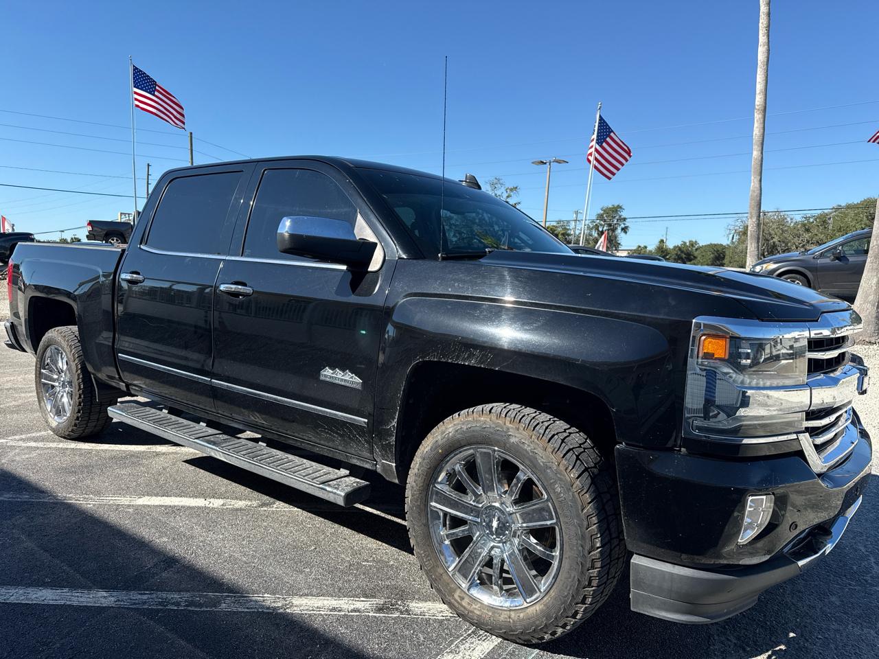 Chevrolet Silverado 15004Wd Crew Cab 143.5" High Country - Thumbnail 9