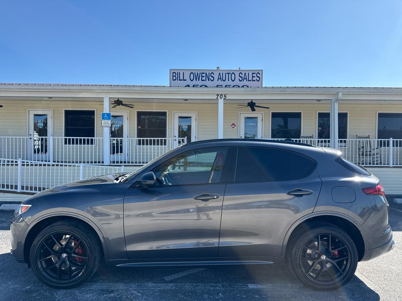 Alfa Romeo Stelvioti Awd - Thumbnail 2