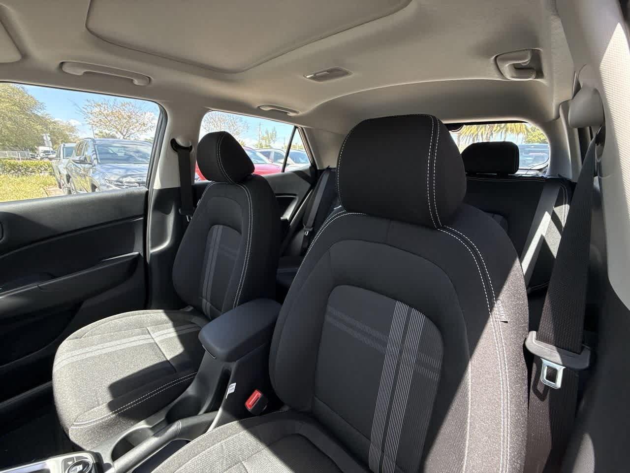 Hyundai Venue Sel Fwd Sport Utility - Thumbnail 14