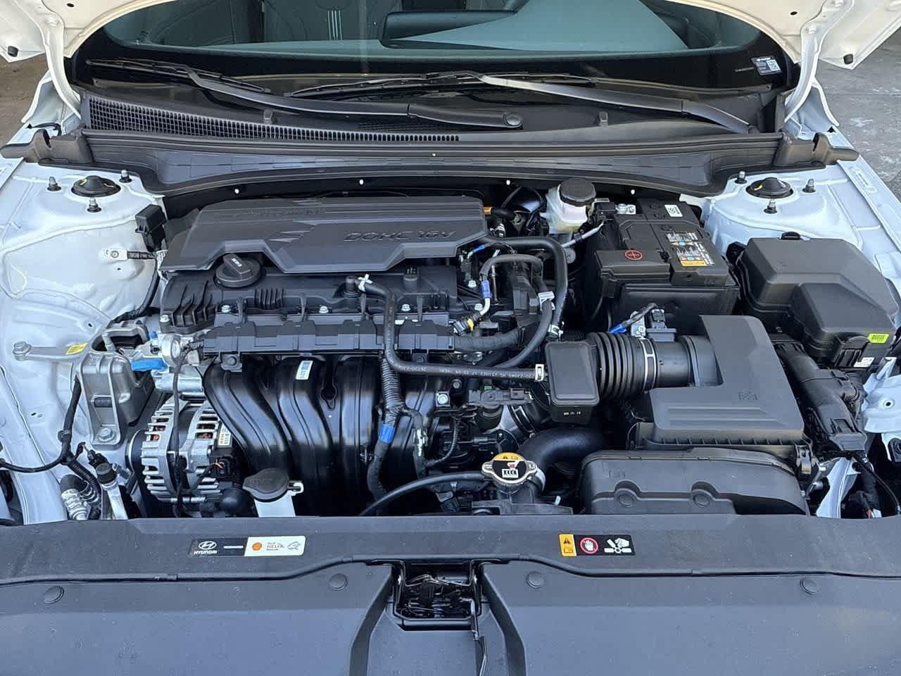 Hyundai Elantra Sel Sport Premium Fwd 4Dr Car - Thumbnail 12