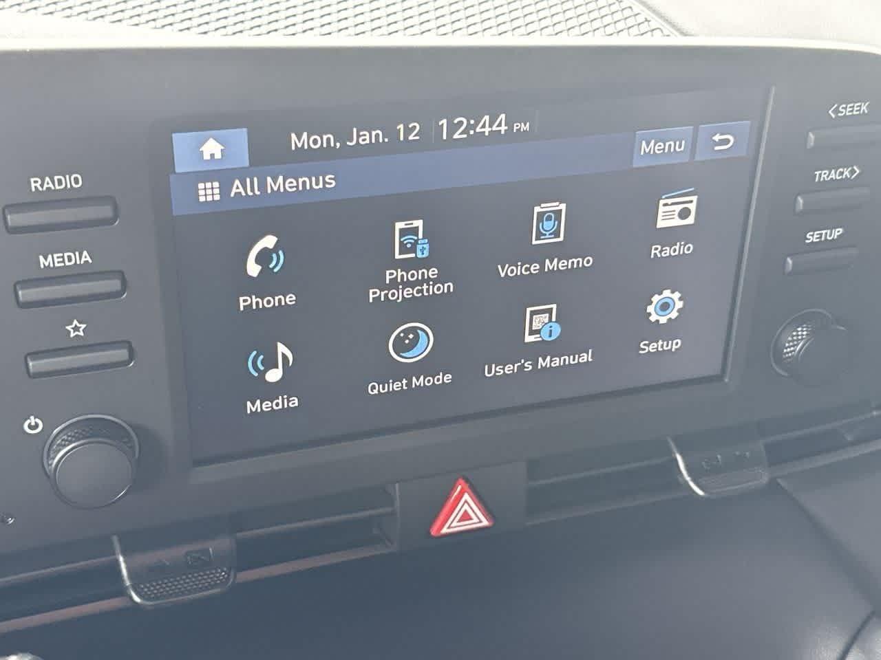 Hyundai Elantra Sel Sport Premium Fwd 4Dr Car - Thumbnail 18