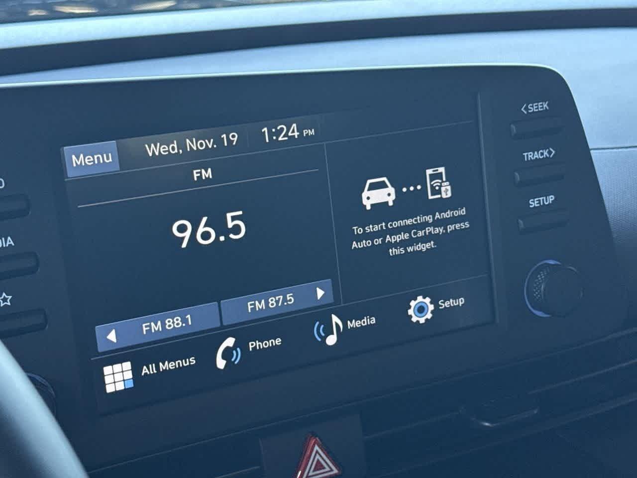 Hyundai Elantra Sel Sport Premium Fwd 4Dr Car - Thumbnail 18