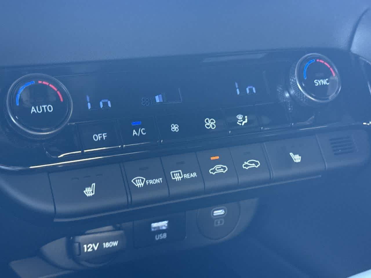 Hyundai Elantra Sel Sport Premium Fwd 4Dr Car - Thumbnail 20