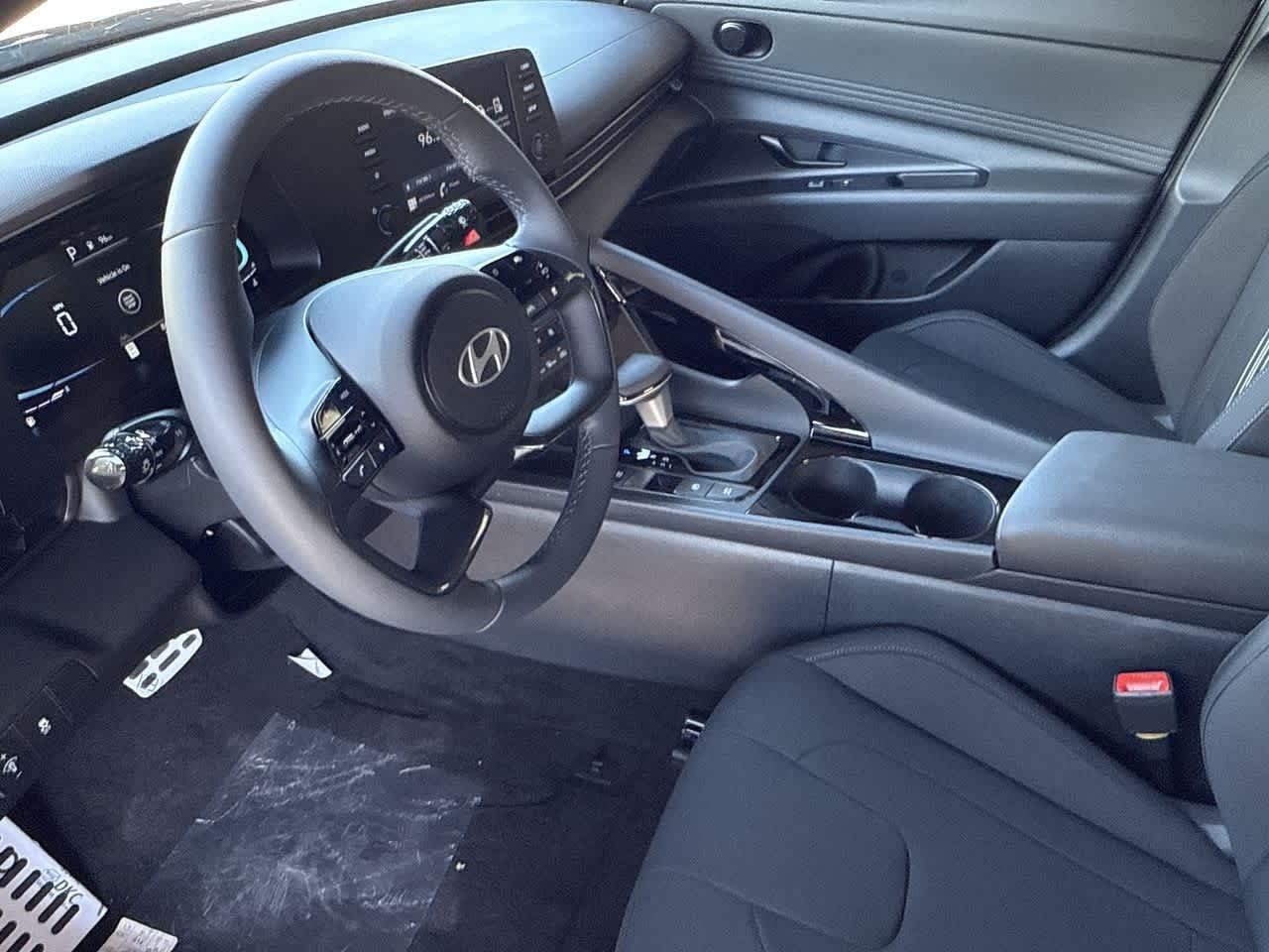 Hyundai Elantra Sel Sport Premium Fwd 4Dr Car - Thumbnail 13