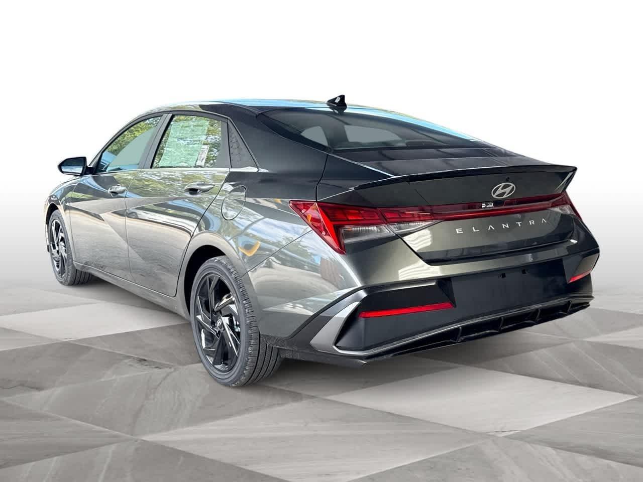 Hyundai Elantra Sel Sport Premium Fwd 4Dr Car - Thumbnail 6