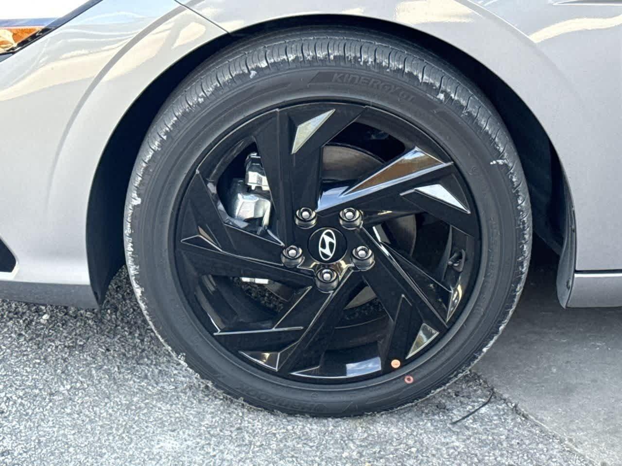 Hyundai Elantra Sel Sport Premium Fwd 4Dr Car - Thumbnail 11