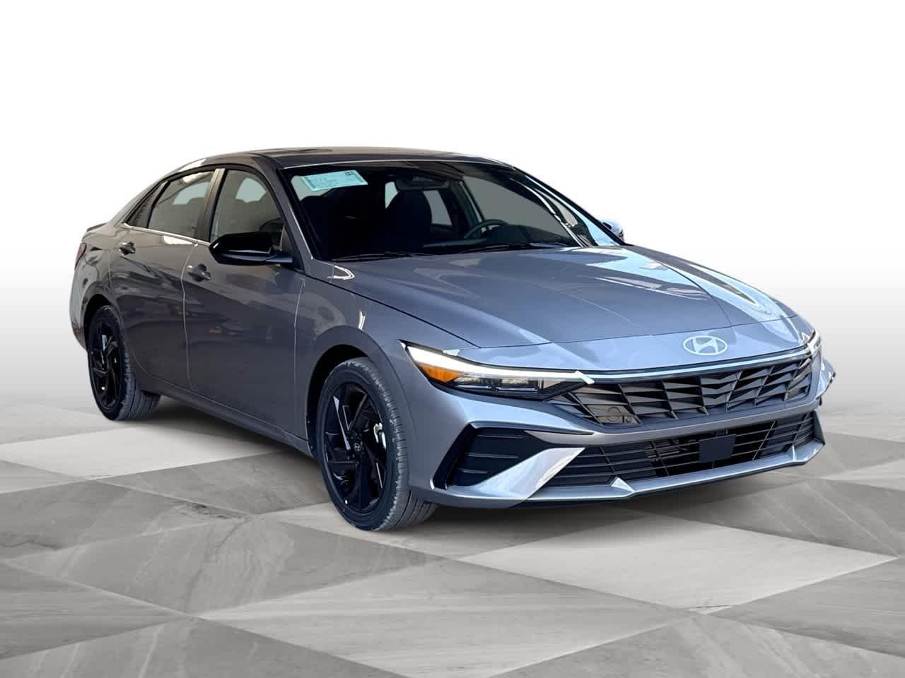 Hyundai Elantra Sel Sport Premium Fwd 4Dr Car - Thumbnail 2