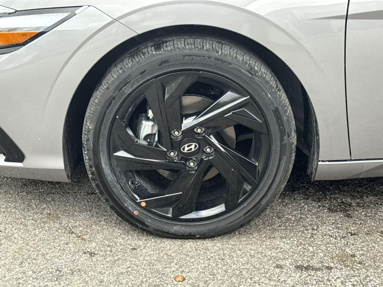 Hyundai Elantra Sel Sport Premium Fwd 4Dr Car - Thumbnail 11