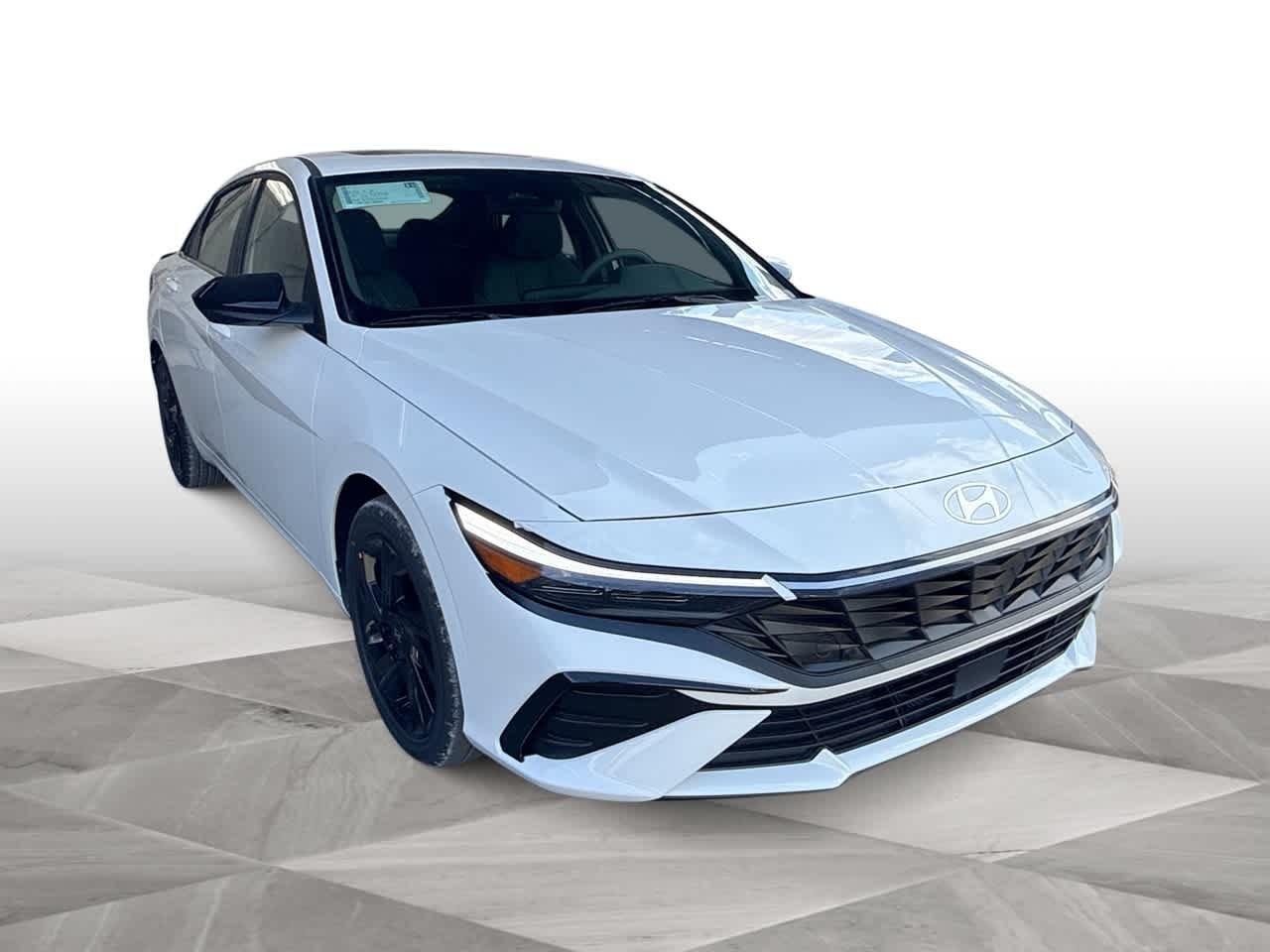 Hyundai Elantra Sel Sport Premium Fwd 4Dr Car - Thumbnail 2