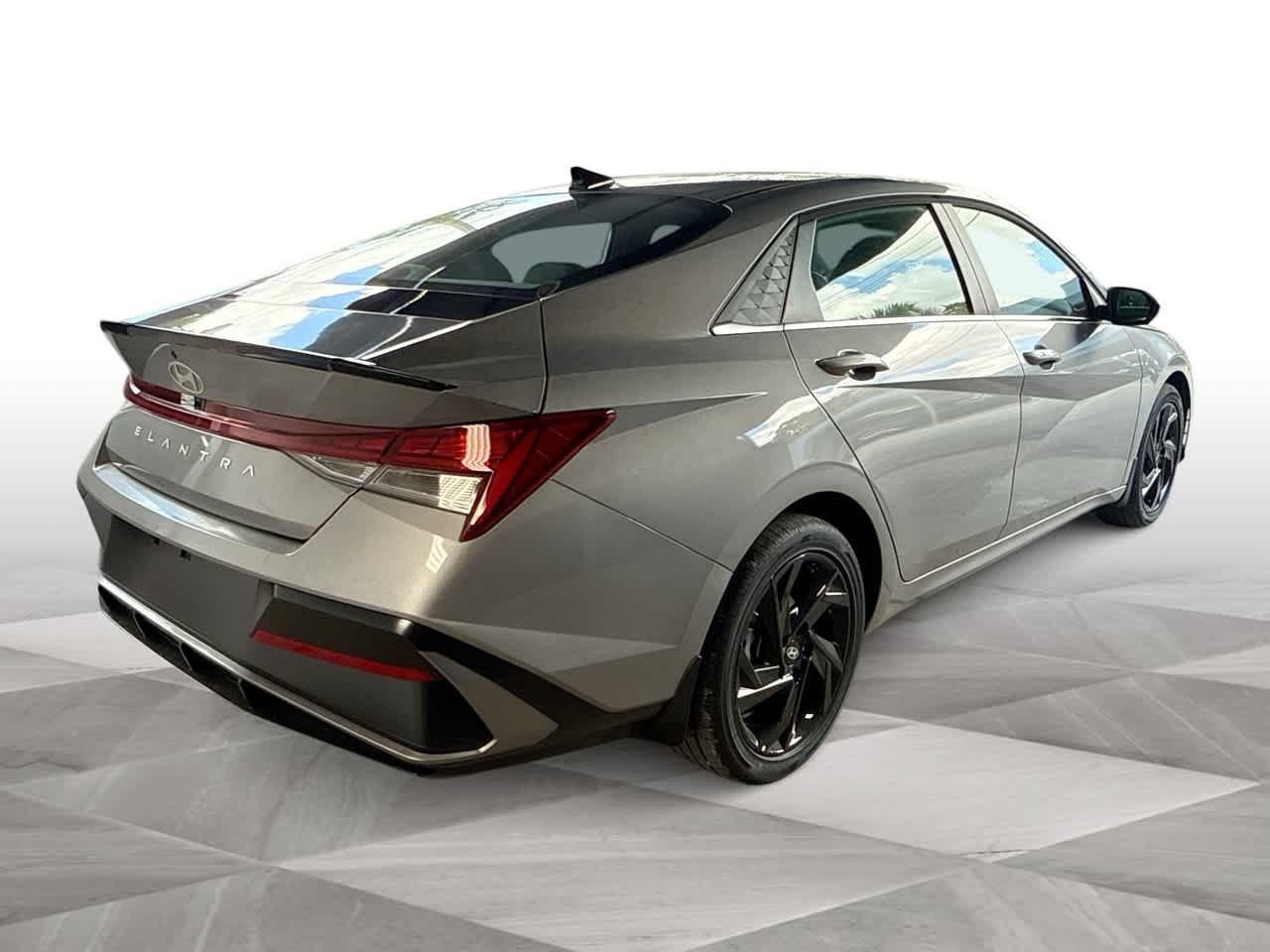 Hyundai Elantra Sel Sport Premium Fwd 4Dr Car - Thumbnail 8