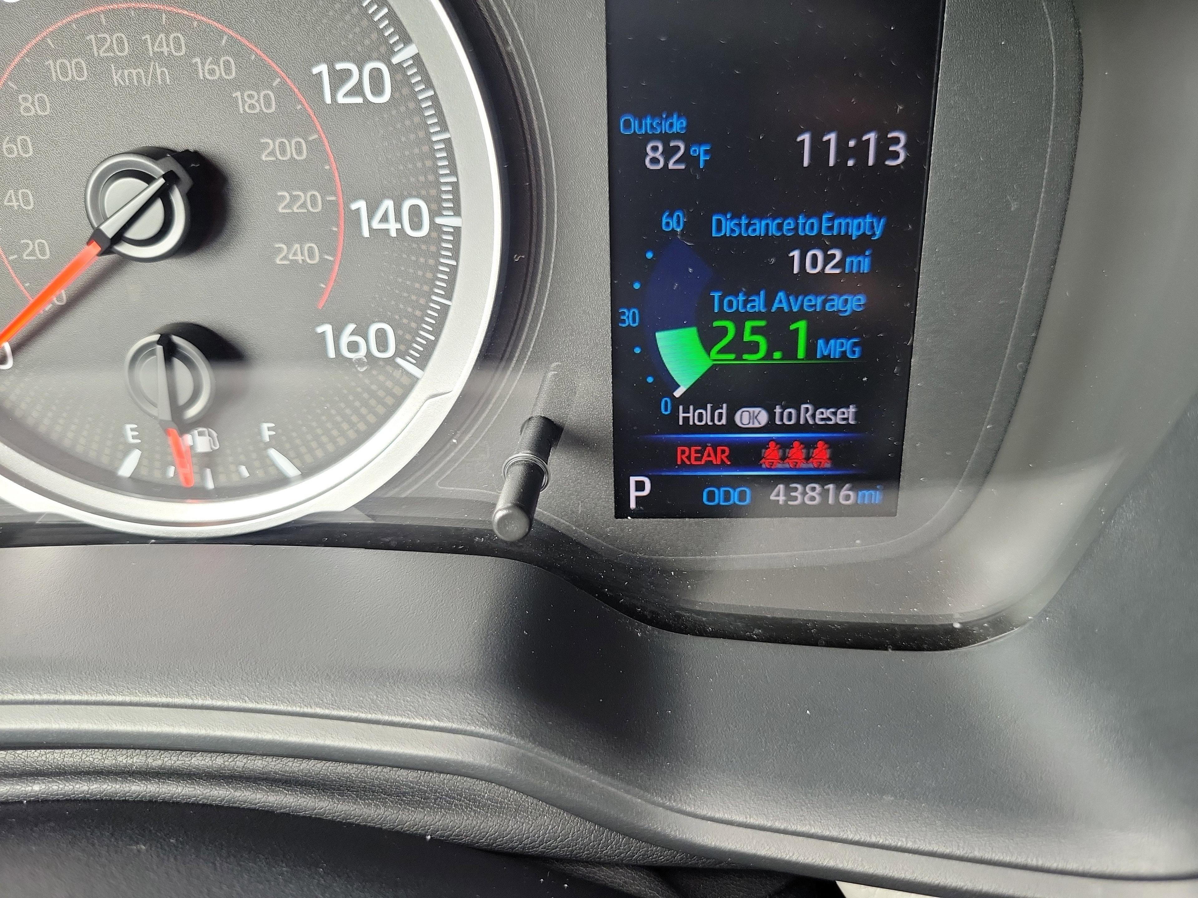 Toyota Corolla Cross L Awd - Thumbnail 19