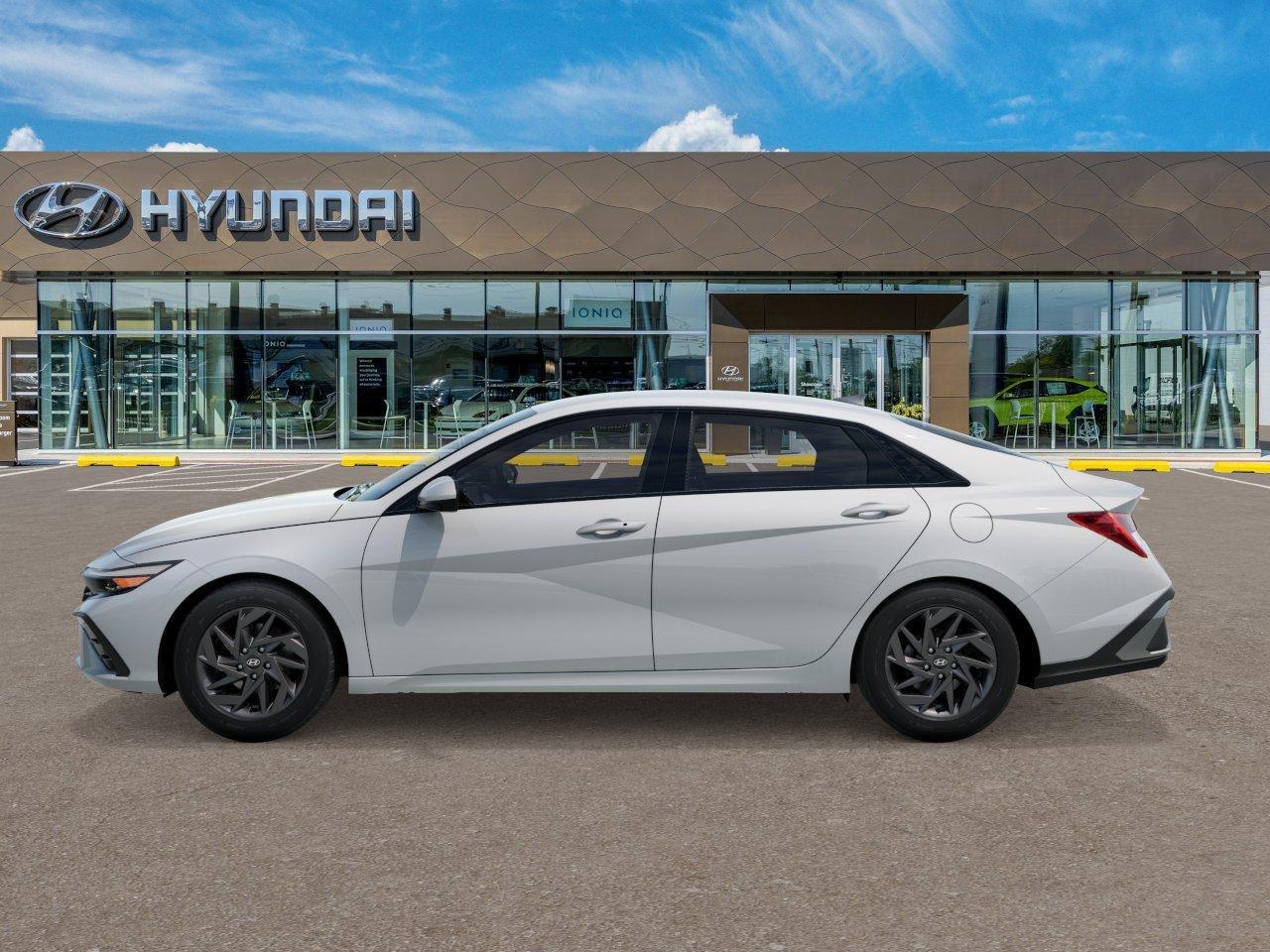 Hyundai Elantra Hybrid Blue Fwd 4Dr Car - Thumbnail 5
