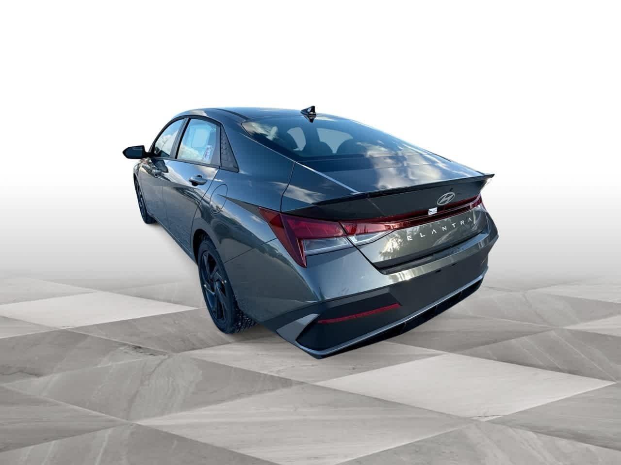 Hyundai Elantra Sel Sport Fwd 4Dr Car - Thumbnail 6