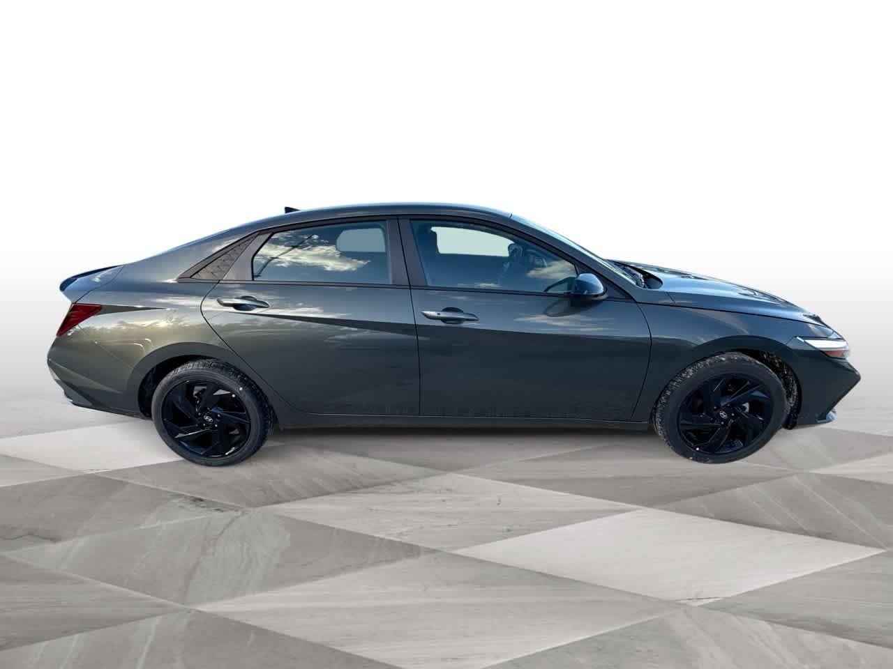 Hyundai Elantra Sel Sport Fwd 4Dr Car - Thumbnail 9