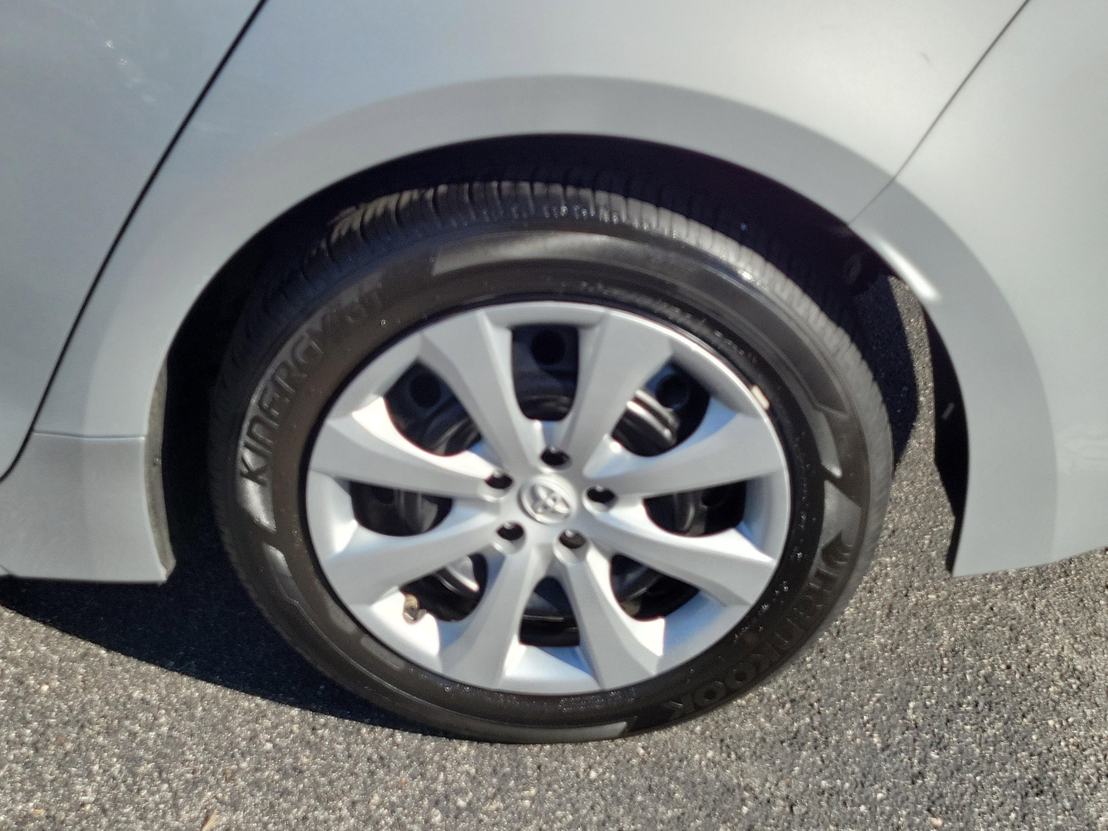 Toyota Corolla Le Fwd - Thumbnail 8