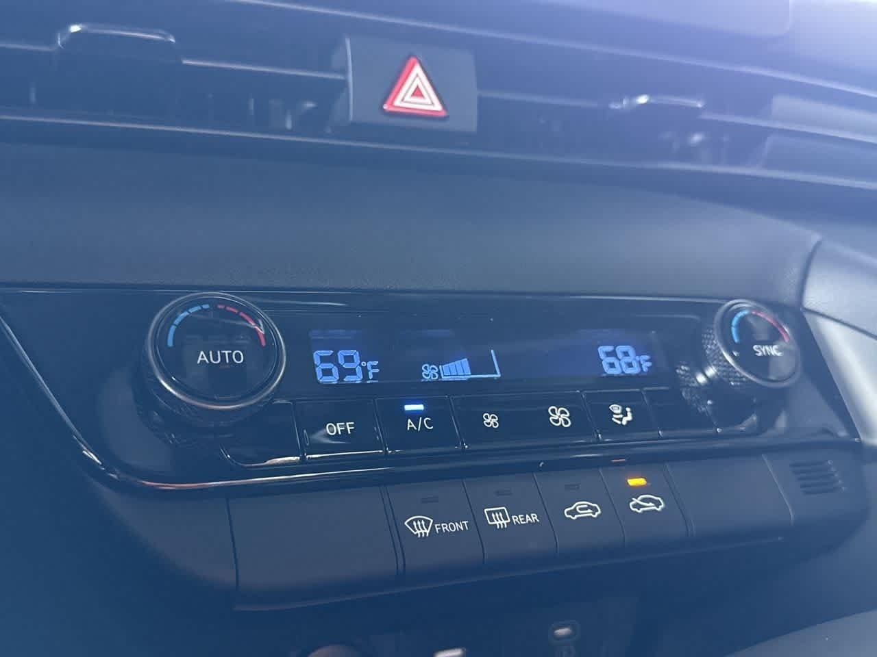 Hyundai Elantra Sel Sport Fwd 4Dr Car - Thumbnail 20