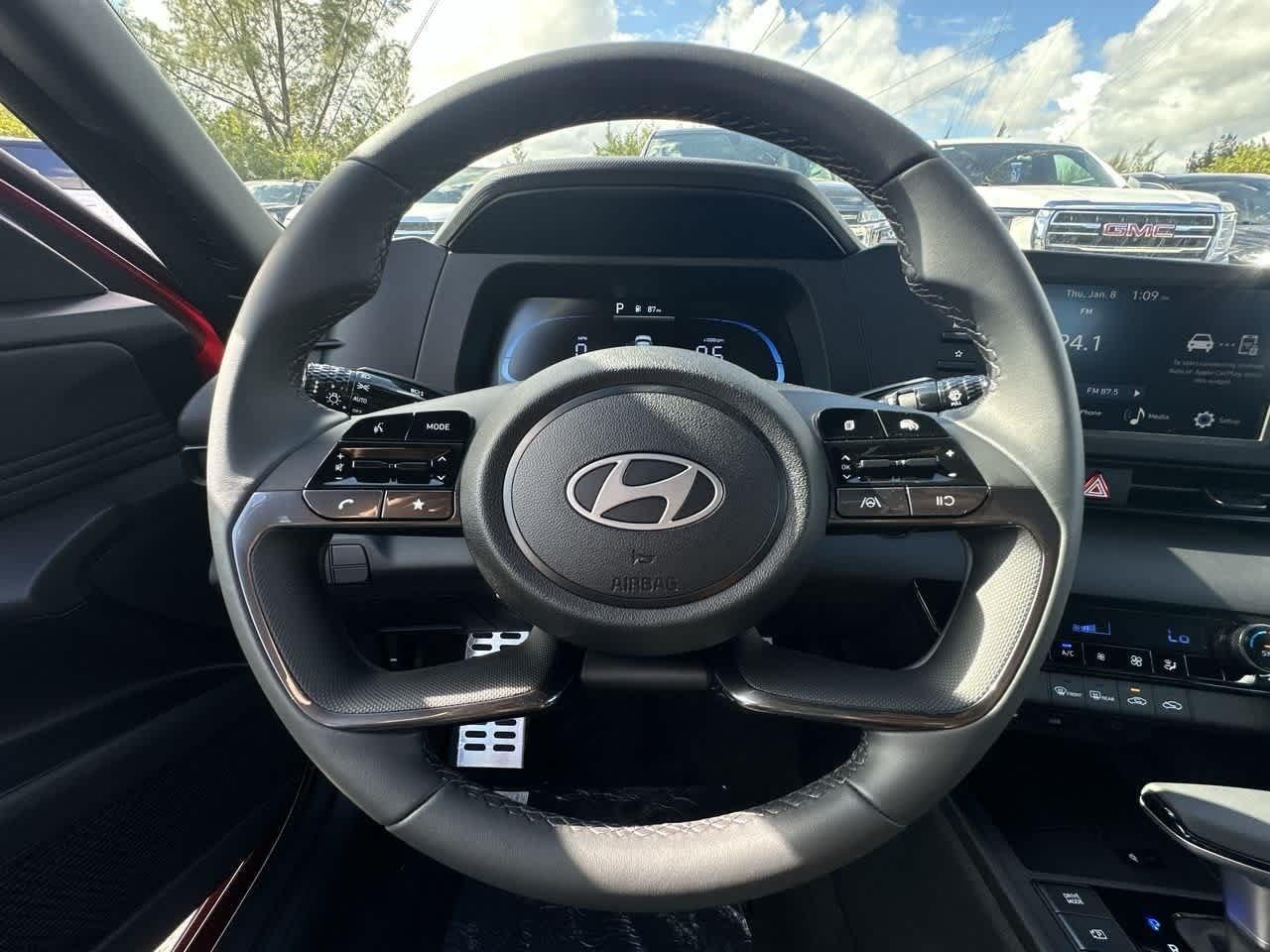 Hyundai Elantra Sel Sport Fwd 4Dr Car - Thumbnail 15