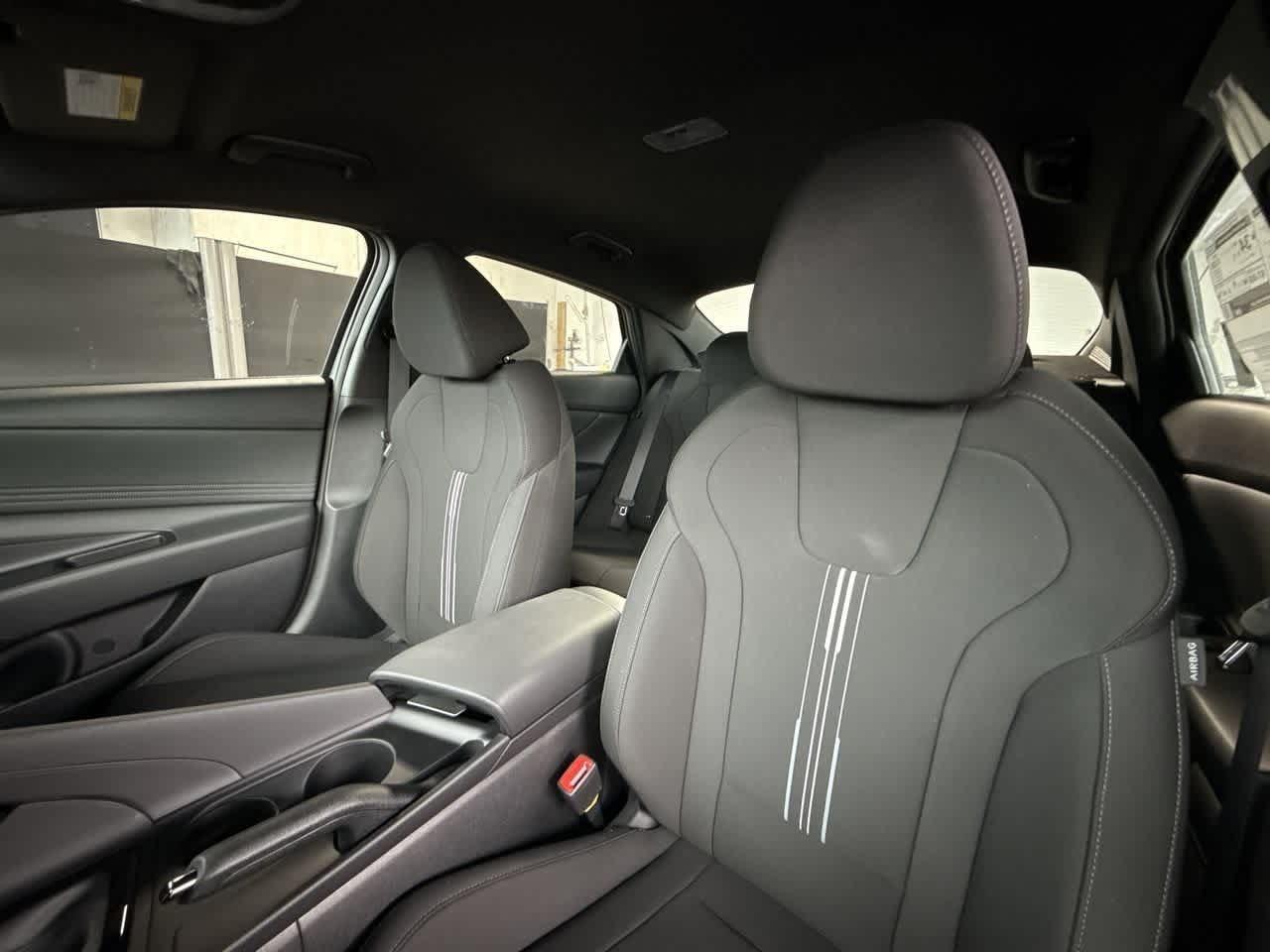 Hyundai Elantra Sel Sport Fwd 4Dr Car - Thumbnail 14