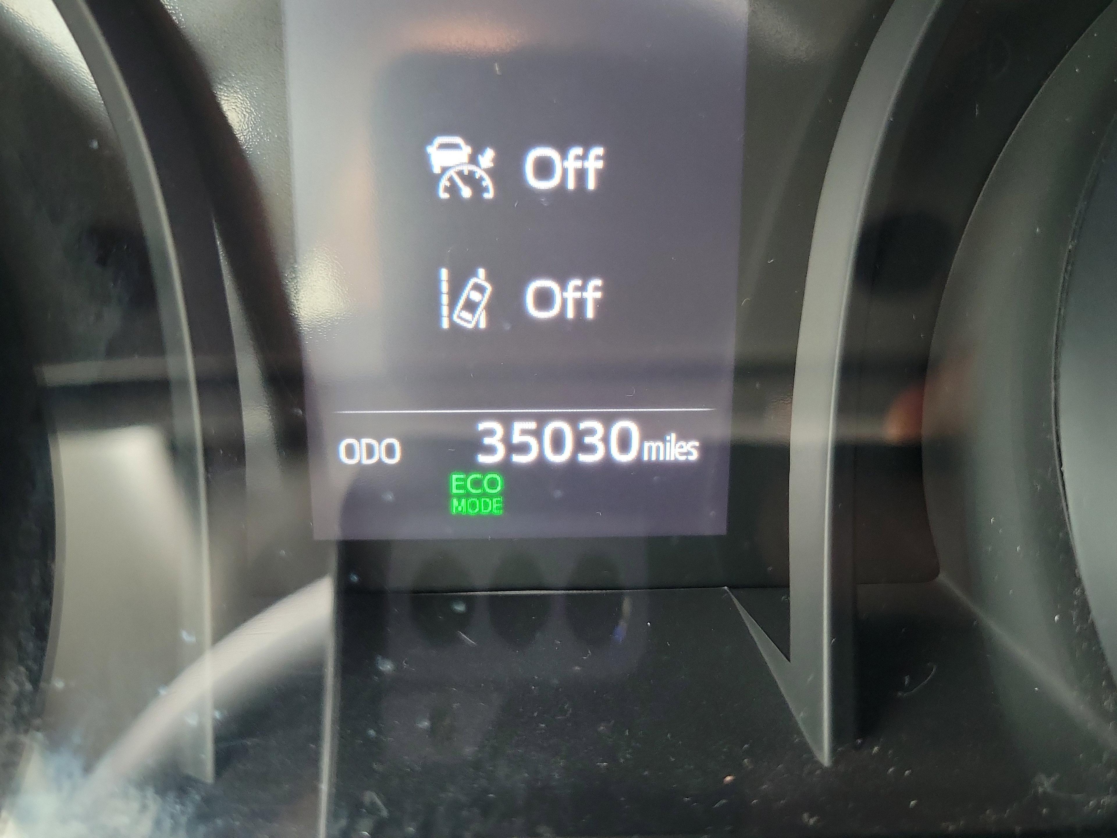 Toyota Camry Se Fwd - Thumbnail 19