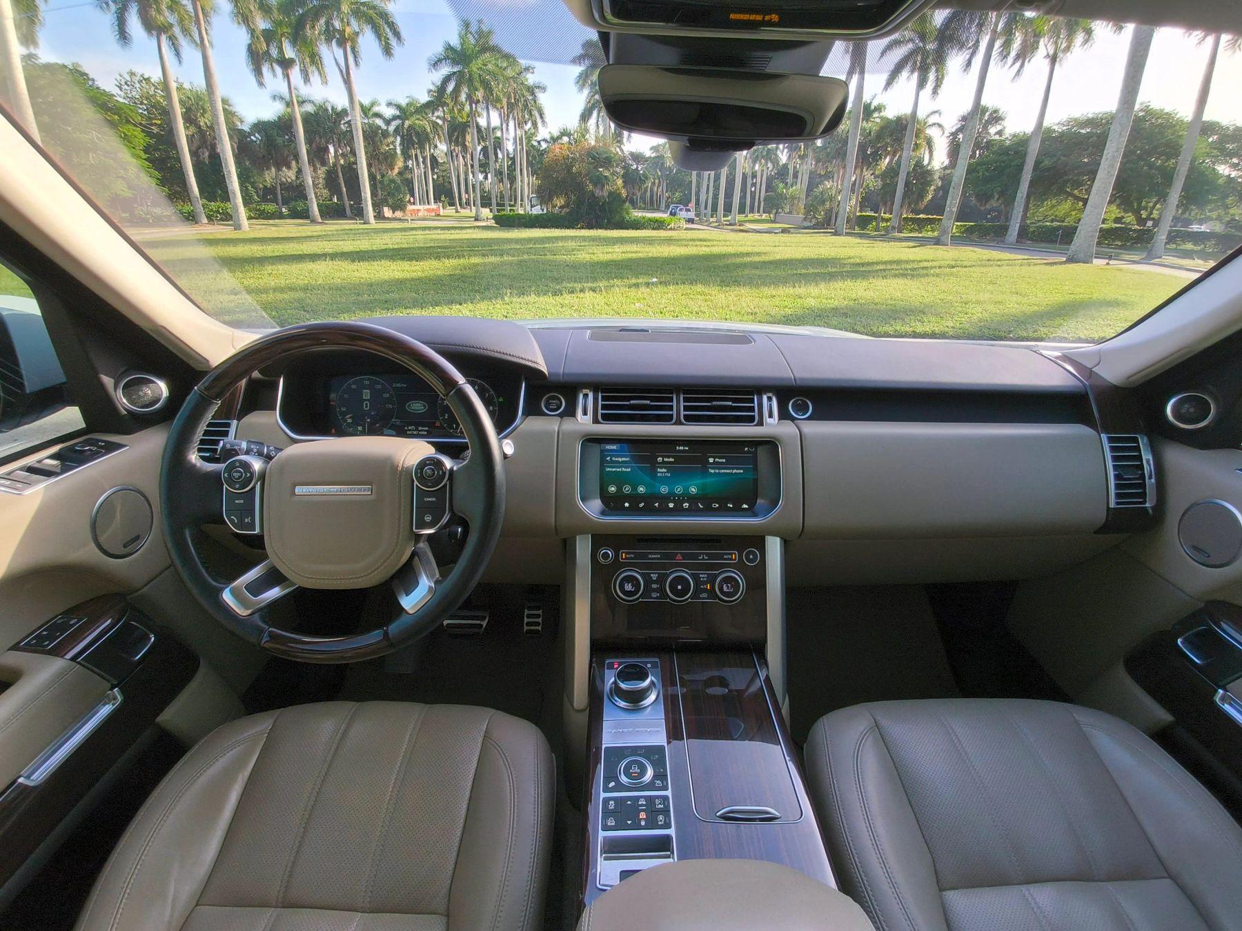 Land Rover Range Rover - Thumbnail 14