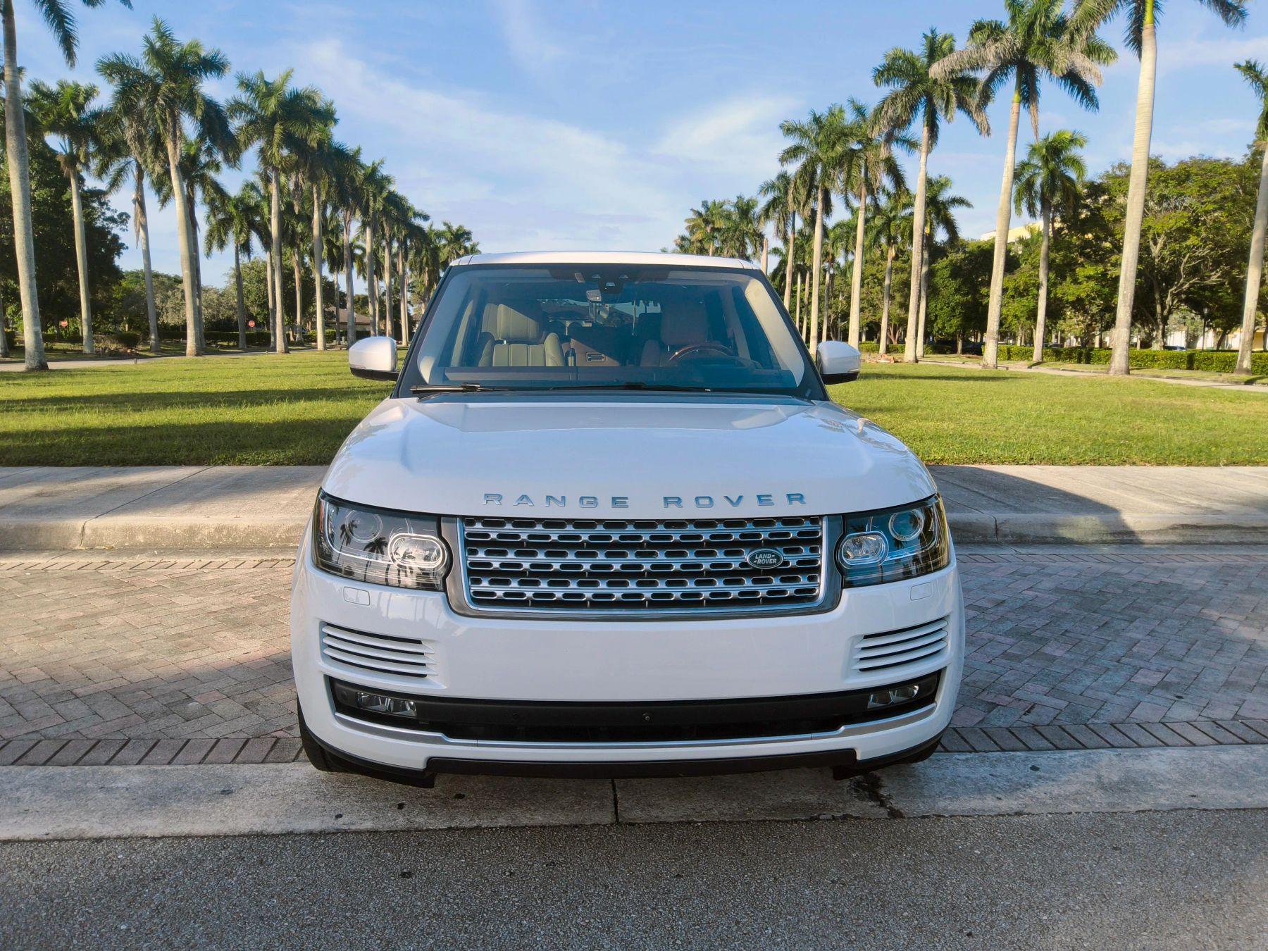 Land Rover Range Rover - Thumbnail 2