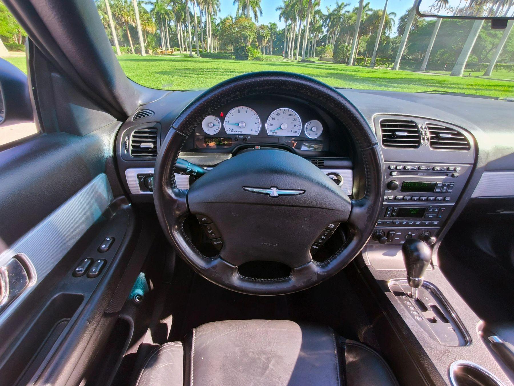 Ford Thunderbird - Thumbnail 17