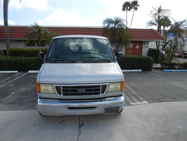 Ford Econoline E150 Van | Stock No: 14759 - Thumbnail 10