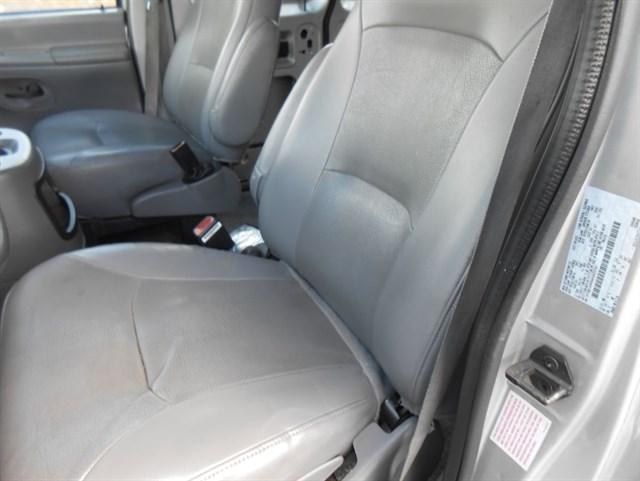 Ford Econoline E150 Van | Stock No: 14759 - Thumbnail 16