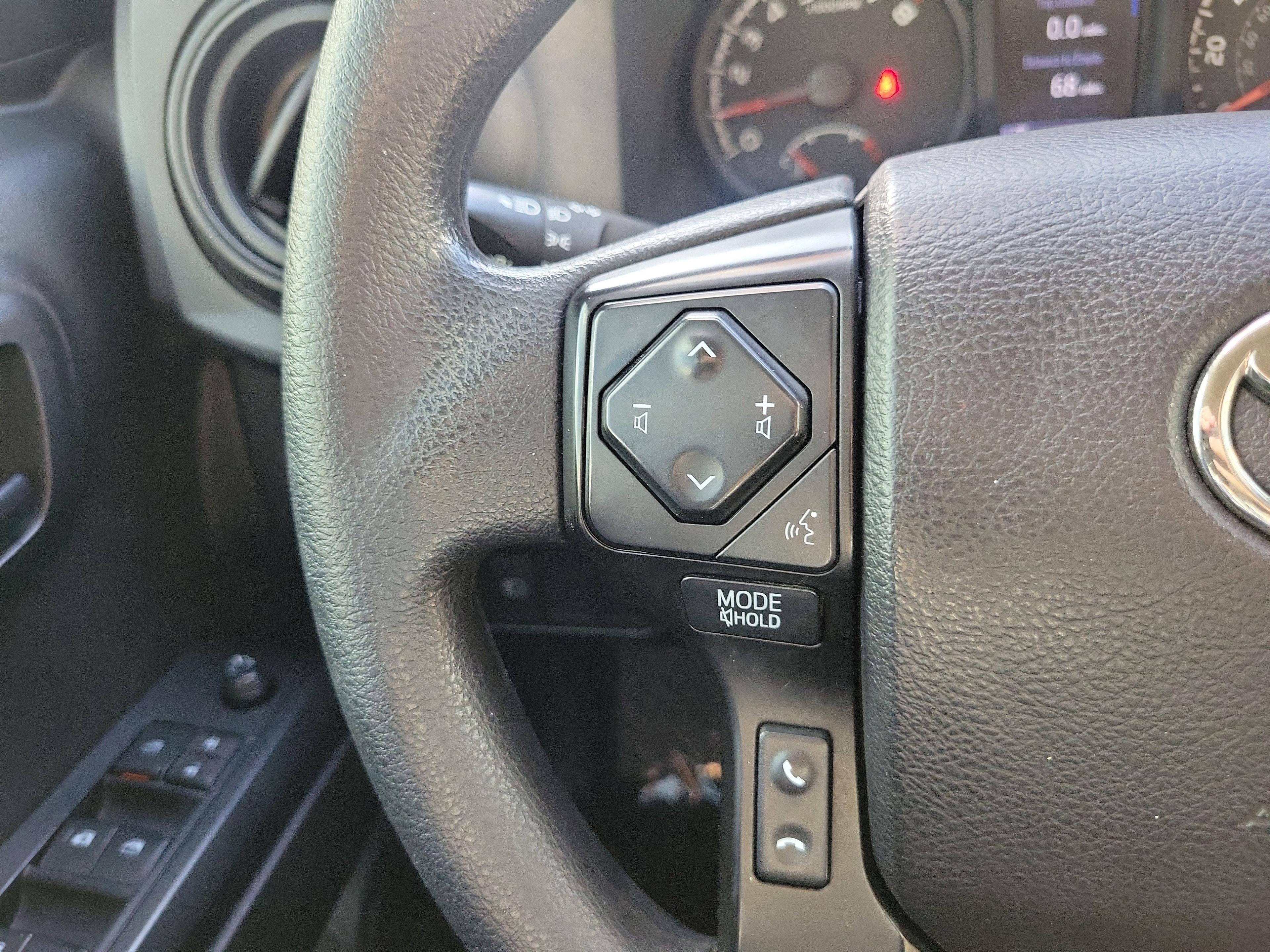 Toyota Tacoma 2Wd Sr Rwd Crew Cab - Thumbnail 15