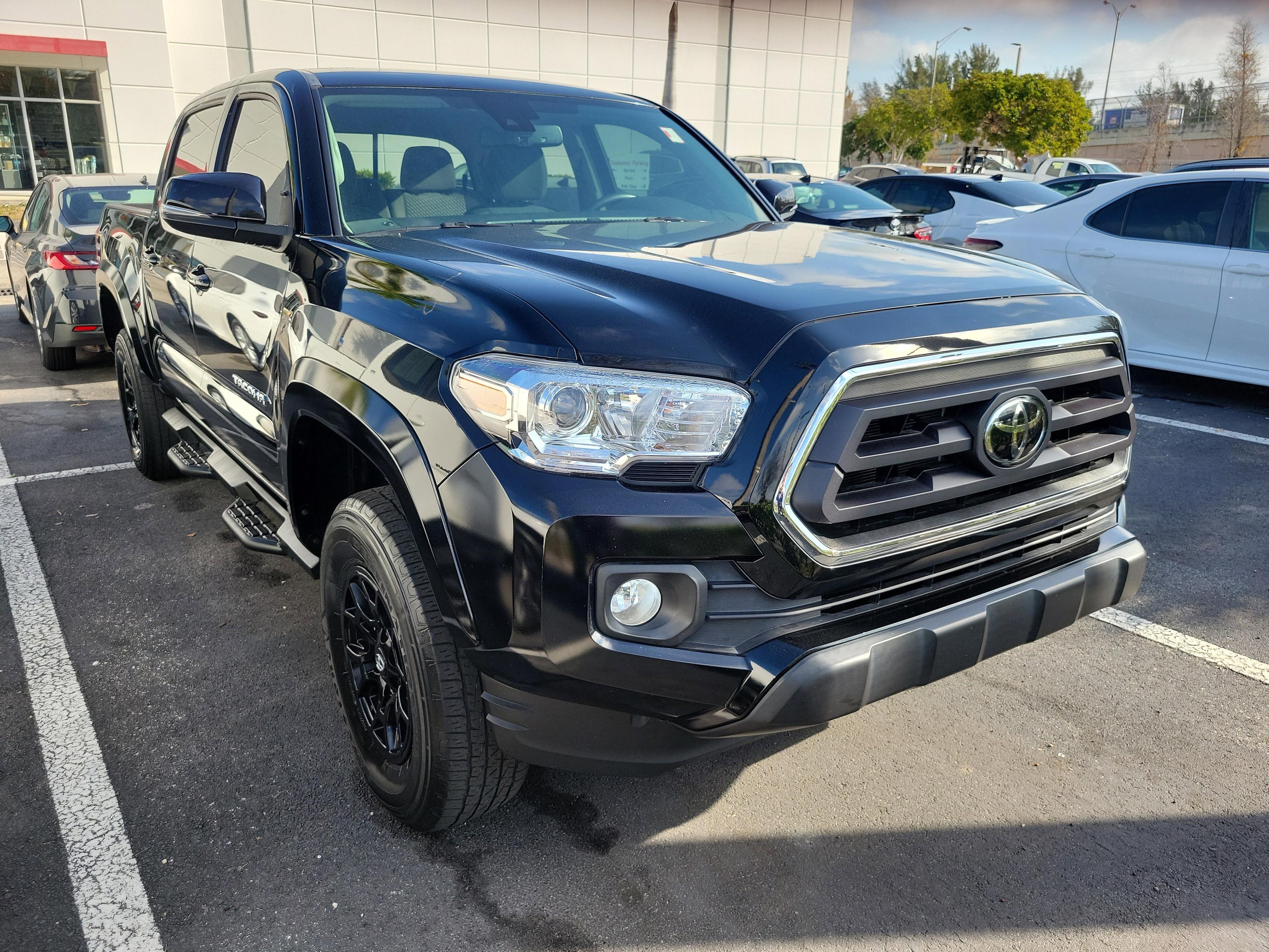 Toyota Tacoma 2Wd Sr5 Rwd Crew Cab - Thumbnail 4