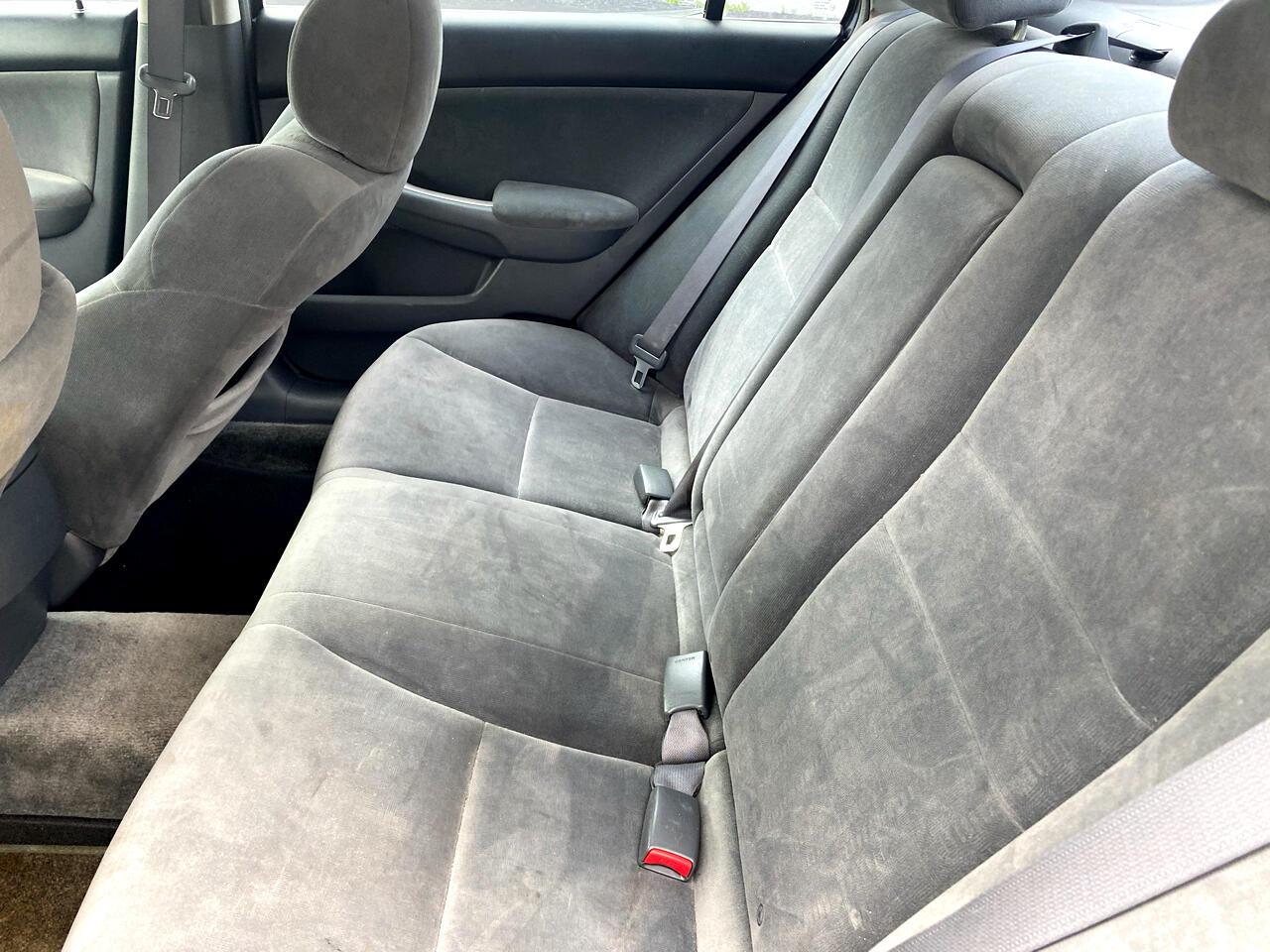 Honda Accord4-Door Sedan - Thumbnail 10