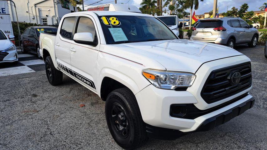 Toyota Tacoma Double Cab - Thumbnail 7
