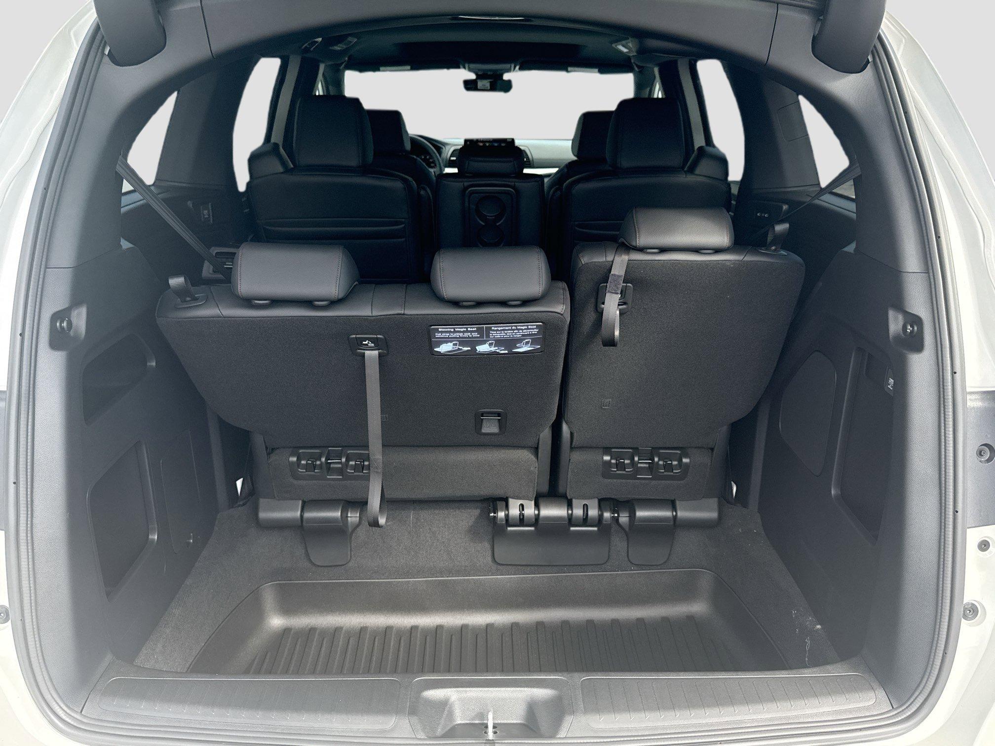 Honda Odyssey Sport-L Fwd - Thumbnail 6