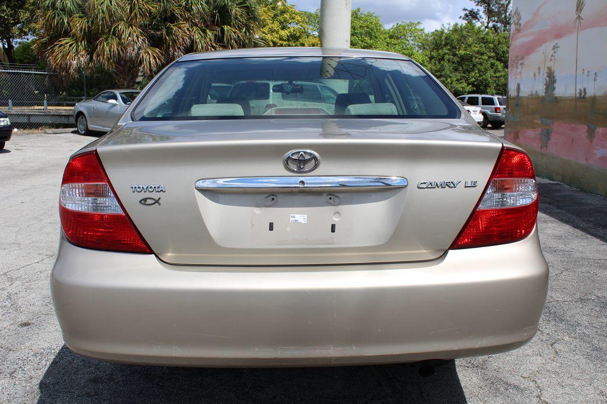 Toyota Camry Le Only $ Down** $85/Wk - Thumbnail 7