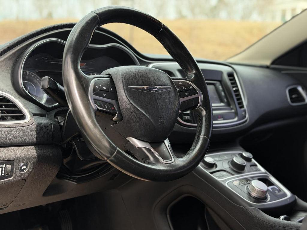 Chrysler 200 - Thumbnail 6