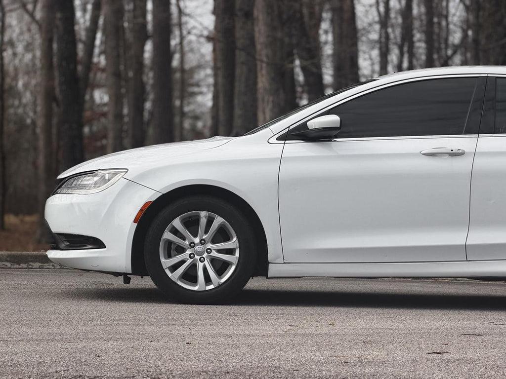 Chrysler 200 - Thumbnail 4