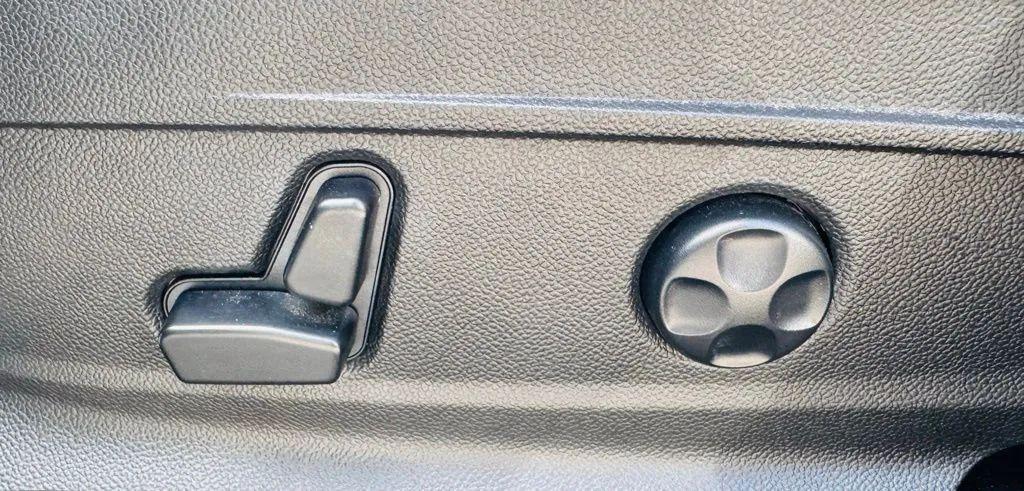 Alfa Romeo Stelvio - Thumbnail 11