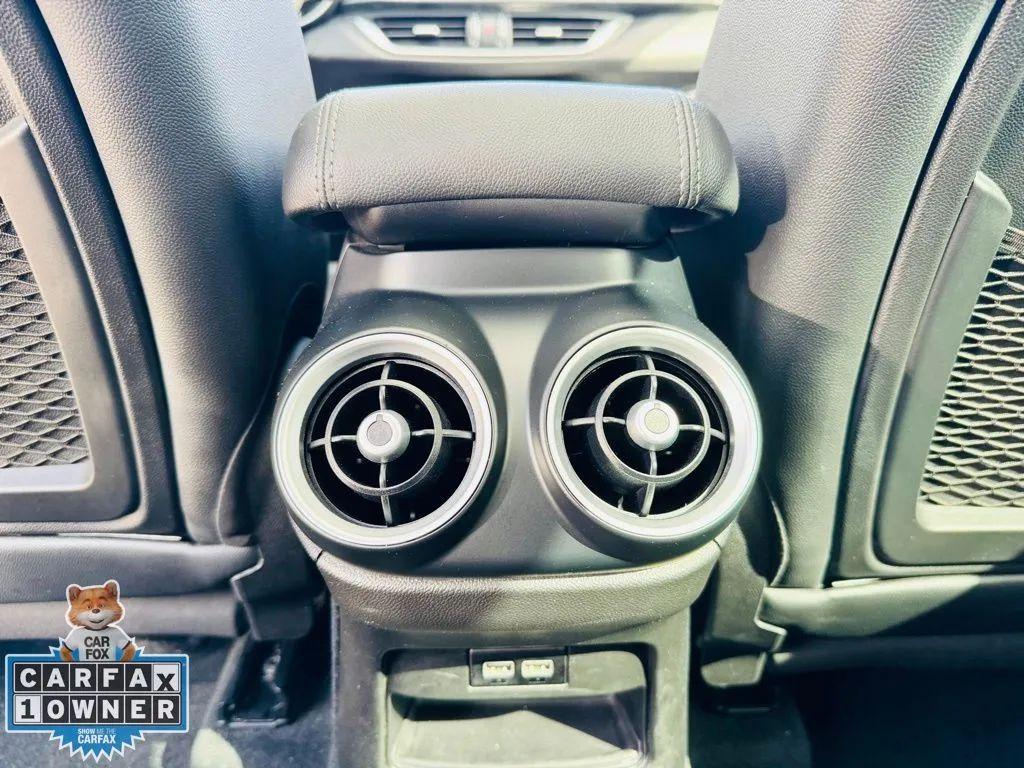 Alfa Romeo Stelvio - Thumbnail 15