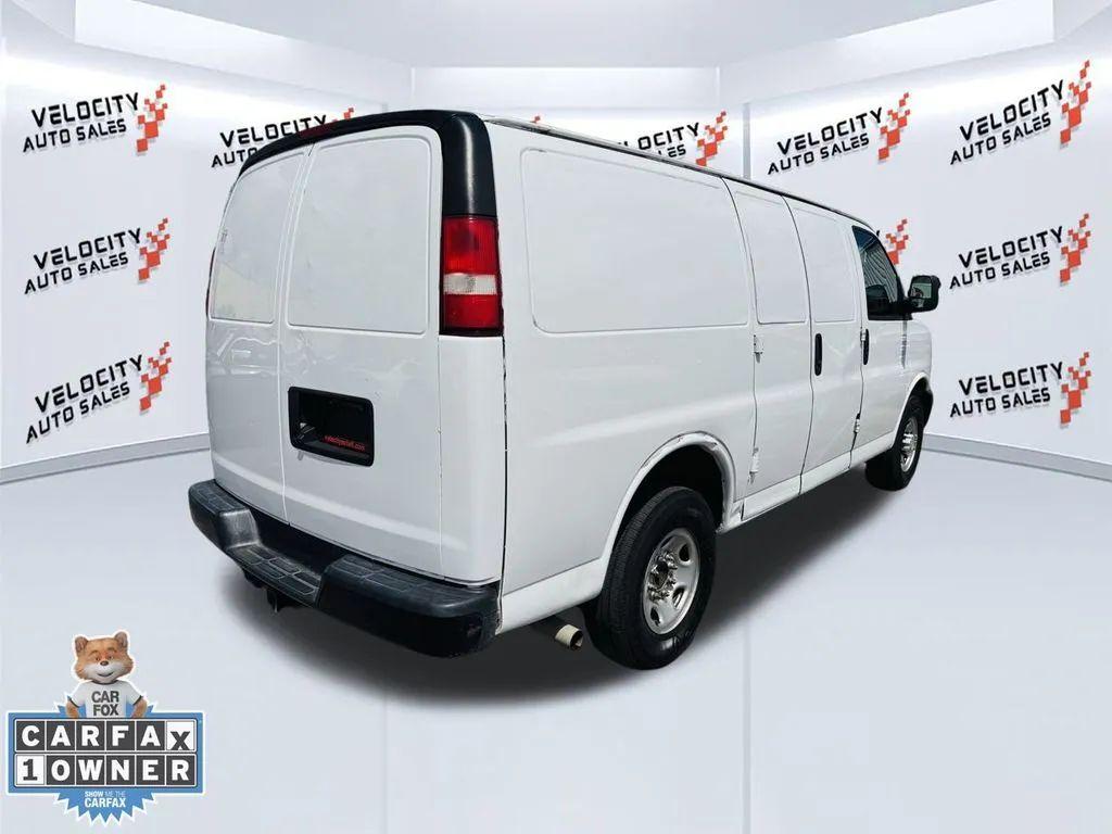 Chevrolet Express 2500 Cargo - Thumbnail 4