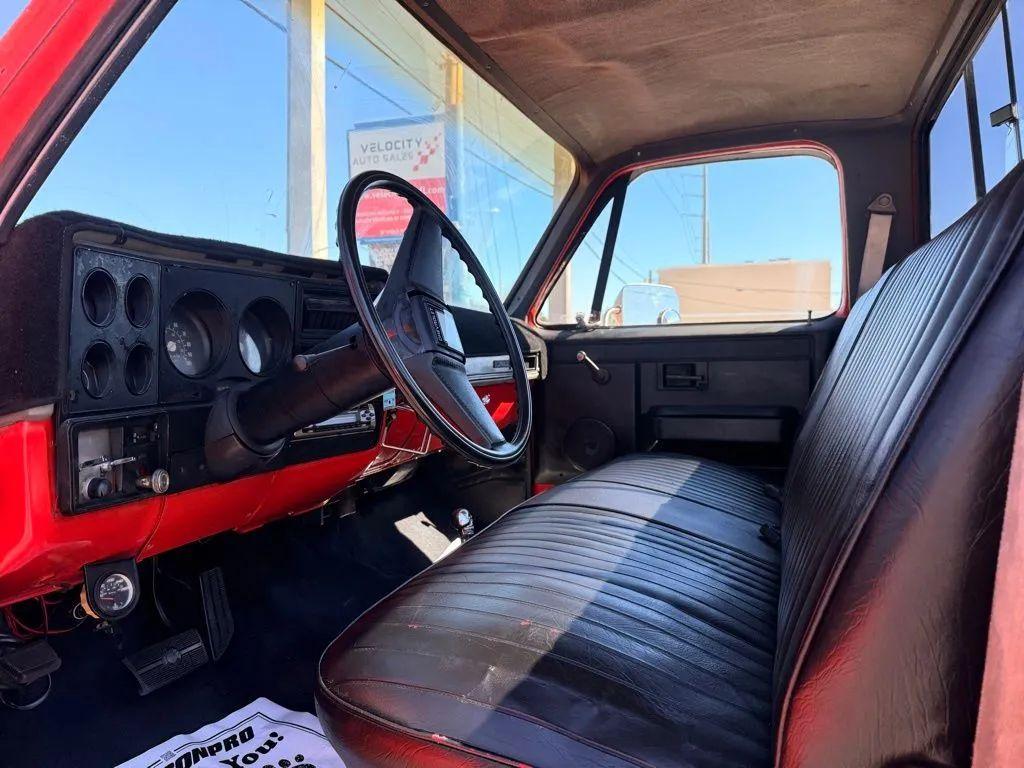 Chevrolet Pickup Reg Cab - Thumbnail 11