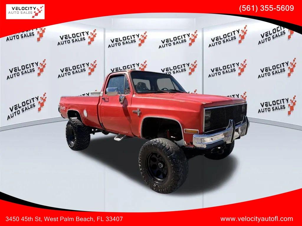 Chevrolet Pickup Reg Cab - Thumbnail 2