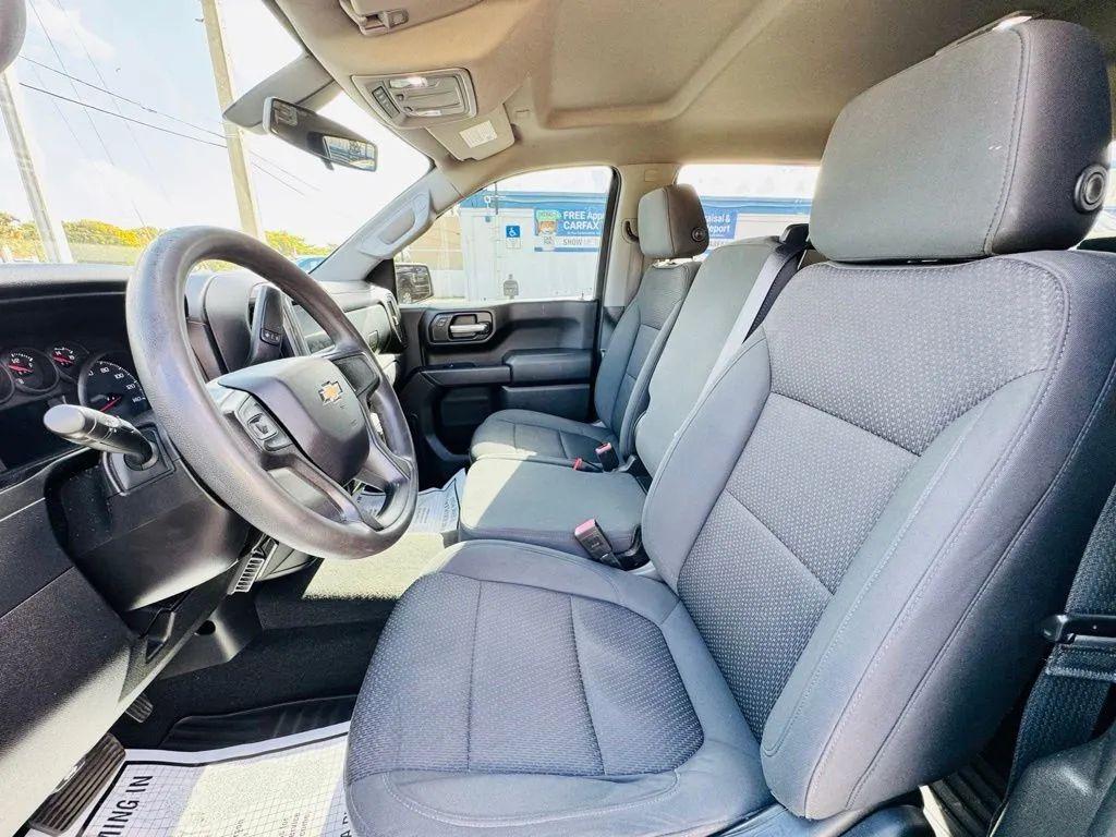 Chevrolet Silverado 1500 Crew Cab - Thumbnail 13