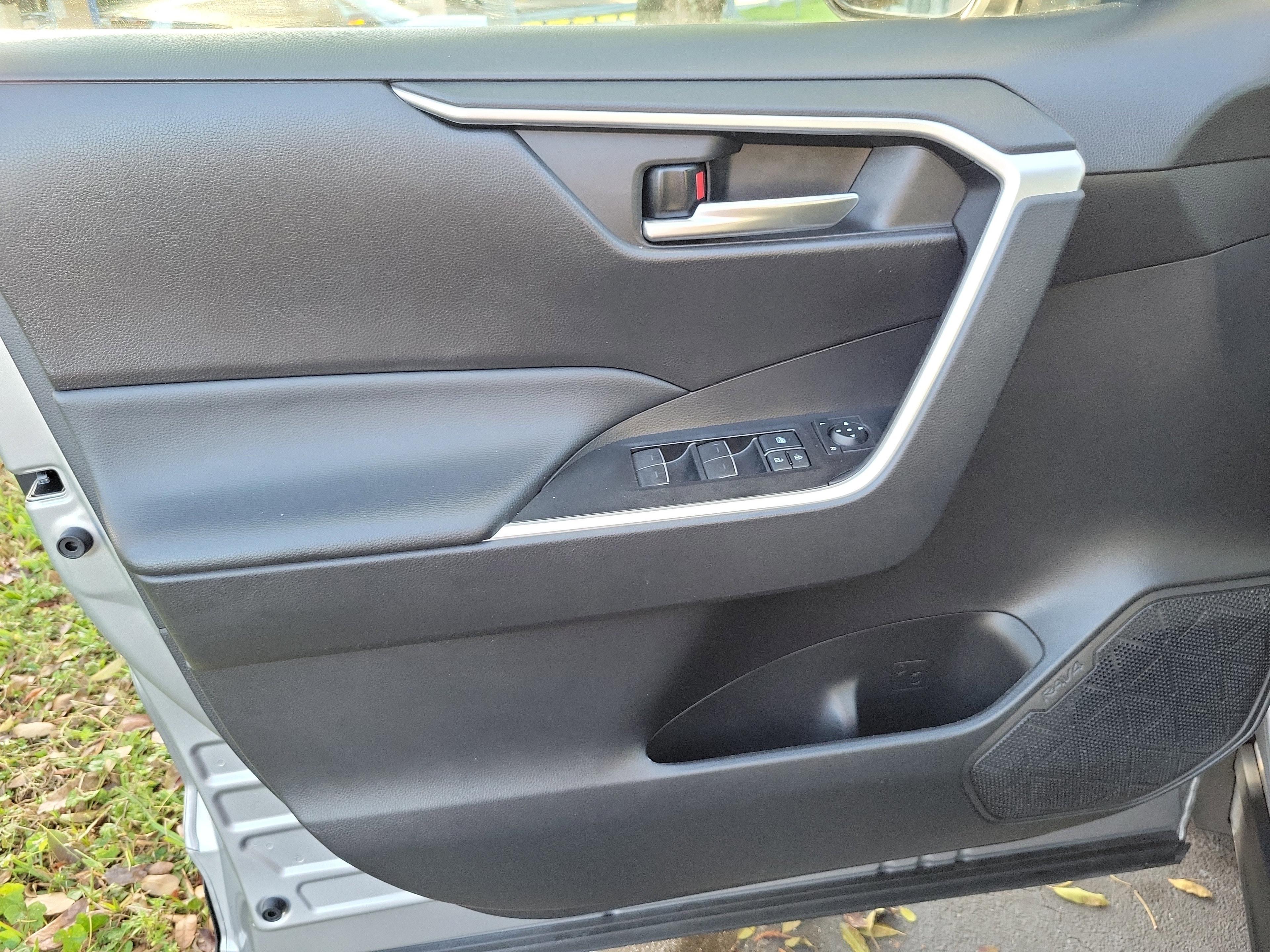 Toyota Rav4 Xle Fwd - Thumbnail 12