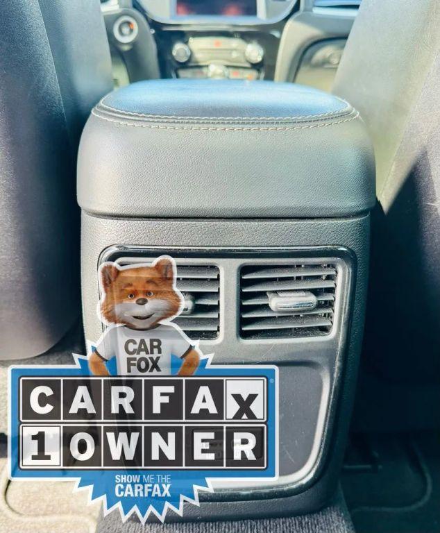 Chrysler 300 - Thumbnail 16